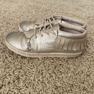 Freshly Picked | Sneaker Moccs